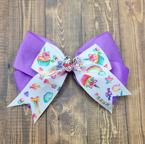 ๐3/$15๐ Unicorn Cupcake and Glitter Hair Bow - Picture 6 of 7